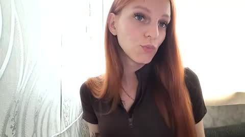 cute_foxis online show from July 20, 4:53 pm