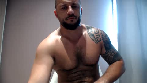 Cute Johny01 online show from June 4, 5:35 am