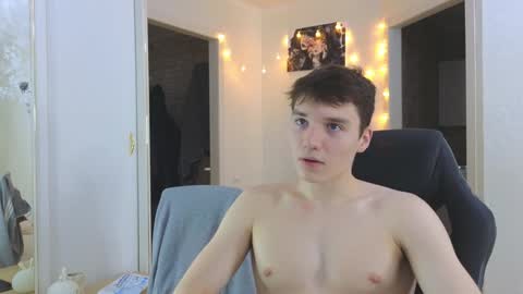 Kite and Jack online show from January 22, 1:20 am