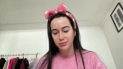 cute_kriss94 online show from January 7, 10:31 am