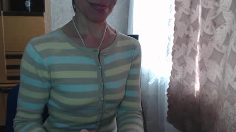 cute_lion_ online show from March 8, 9:39 am