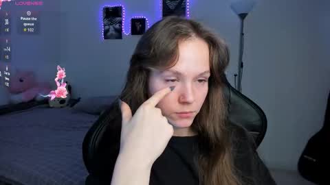 Emily online show from October 22, 5:25 pm