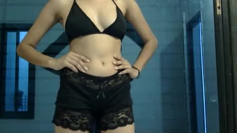 lizaa online show from April 19, 3:40 am