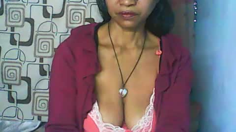 murielle online show from July 11, 12:30 pm