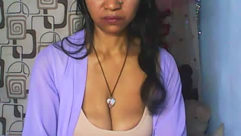 murielle online show from July 21, 2:08 pm