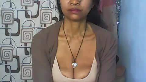 murielle online show from July 14, 7:02 am