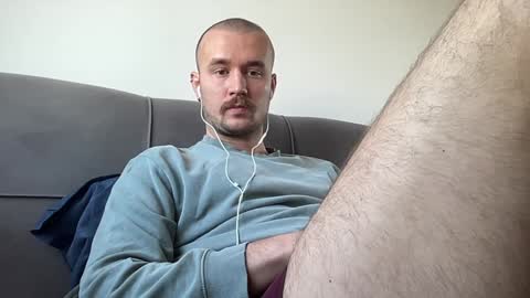 cute_skywalker online show from December 22, 9:22 am