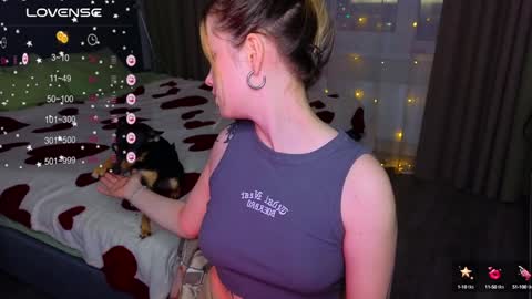 Sue online show from January 29, 7:00 pm