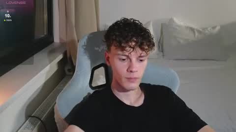 Thomas -  online show from July 10, 8:24 pm