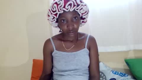 Snapshot of cute_xeniah chatting on October 7, 6:20 am cute_xeniah online show from October 7, 6:20 am