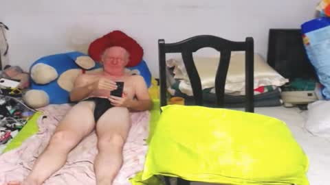 CuteAndSexyOne  Na and Brian online show from February 15, 9:26 pm