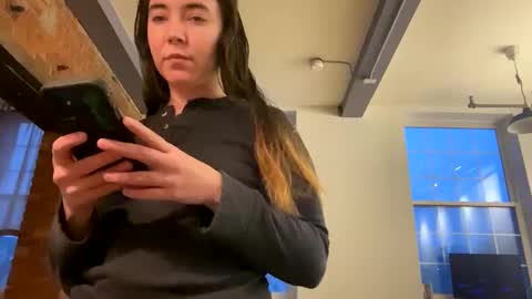 Snapshot of cuteballoons chatting on January 19, 9:45 pm CuteBalloons online show from January 19, 9:45 pm