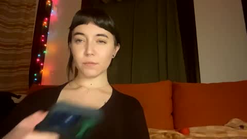 Snapshot of cuteballoons chatting on January 5, 9:57 pm CuteBalloons online show from January 5, 9:57 pm