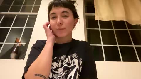 Snapshot of cuteballoons chatting on January 24, 2:49 am CuteBalloons online show from January 24, 2:49 am