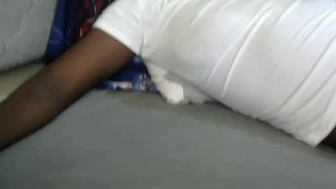 VALLARY online show from March 12, 8:18 am