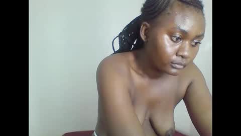 cutecaramela online show from April 18, 7:07 pm