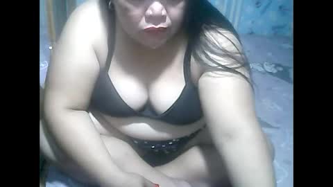 cutechubbyasian online show from April 4, 1:23 am