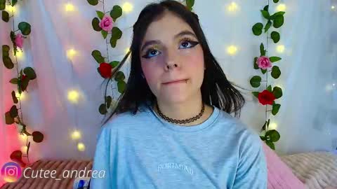 Snapshot of cutee_andrea chatting on October 24, 2:01 am Andrea 3 online show from October 24, 2:01 am