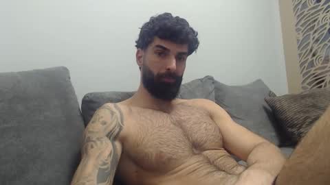 cuteeboy online show from February 9, 2:53 pm