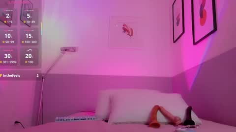 cutepetitee online show from October 17, 9:08 pm