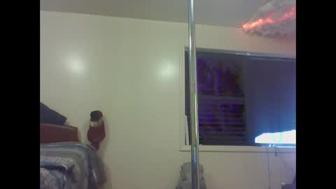 Snapshot of cuteshotkiki chatting on September 29, 2:27 pm mary mack online show from September 29, 2:27 pm