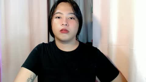 cute online show from February 24, 4:04 am