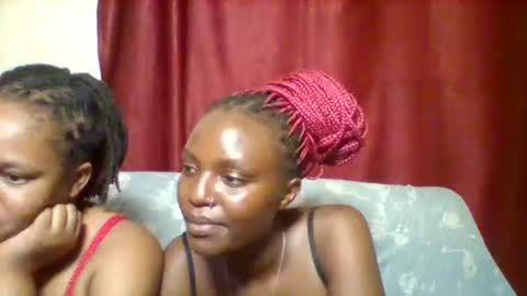 cutey_lunar online show from February 17, 5:01 pm