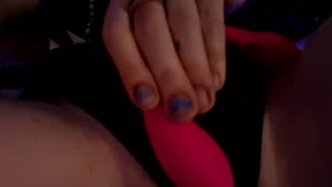 cuteycourtney2224 online show from June 5, 4:23 pm