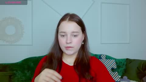 Snapshot of cutie__cutiee_ chatting on October 15, 9:59 pm Nika  online show from October 15, 9:59 pm