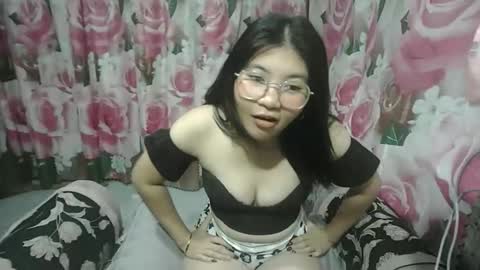 cutie_ethel online show from May 9, 1:00 am