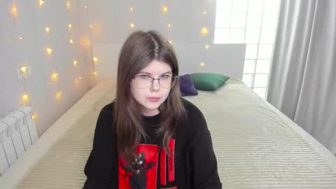 cutie_lory online show from February 13, 8:38 am