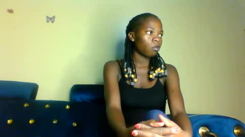 cutieplush online show from April 19, 8:44 pm