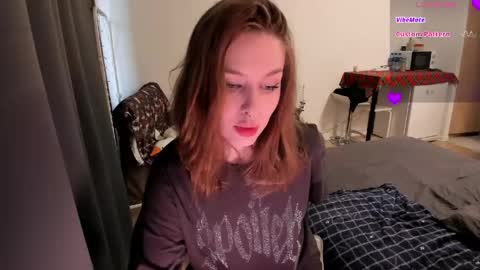 Kira online show from April 14, 7:44 am