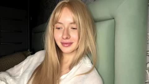 Vanessa online show from April 20, 8:01 pm