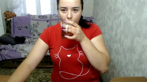 cutiemarine online show from July 10, 11:59 am