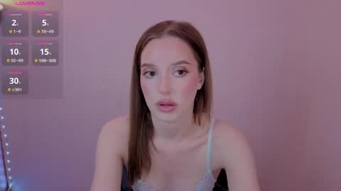 Olivia online show from April 13, 7:07 pm