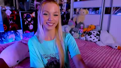 Nora online show from December 19, 12:56 am