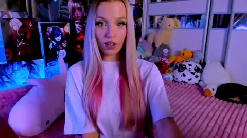 Nora online show from December 29, 9:30 pm