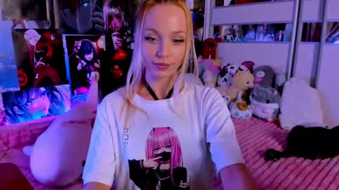 Nora online show from February 16, 12:30 am