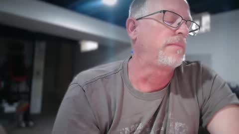 cuuminpussy online show from April 21, 11:23 pm