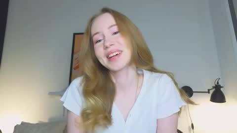 Snapshot of cuute_angell chatting on October 22, 5:14 pm Virginia See you on Sunday online show from October 22, 5:14 pm