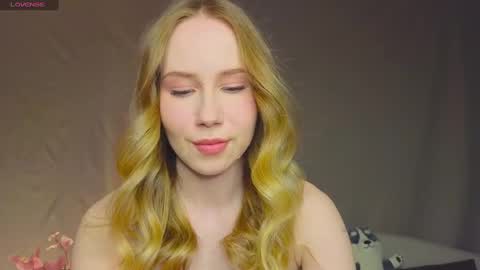 Snapshot of cuute_angell chatting on February 20, 4:58 pm Virginia See you on Sunday online show from February 20, 4:58 pm
