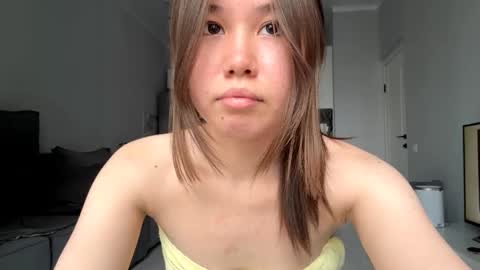 Akemi online show from September 17, 9:57 am