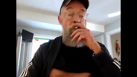 cxcdn online show from February 2, 7:04 pm