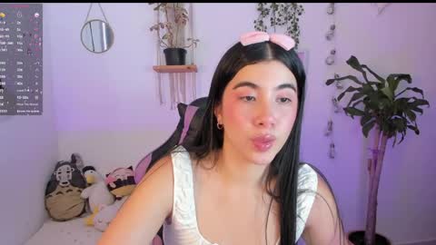 Liz online show from May 4, 9:10 pm