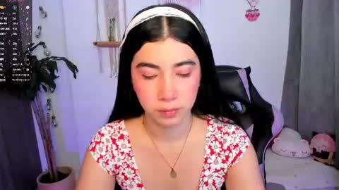 Liz online show from June 30, 11:46 pm