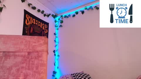 Camila online show from December 18, 8:03 pm