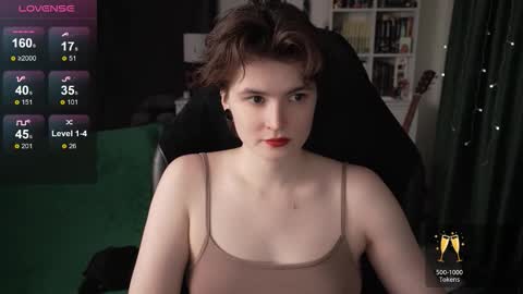 Helen Blossom online show from October 30, 8:20 pm