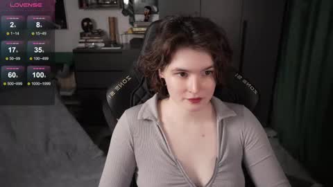 Helen Blossom online show from June 4, 2:34 pm