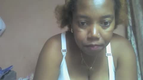 Cynthia9794 online show from April 20, 12:52 pm